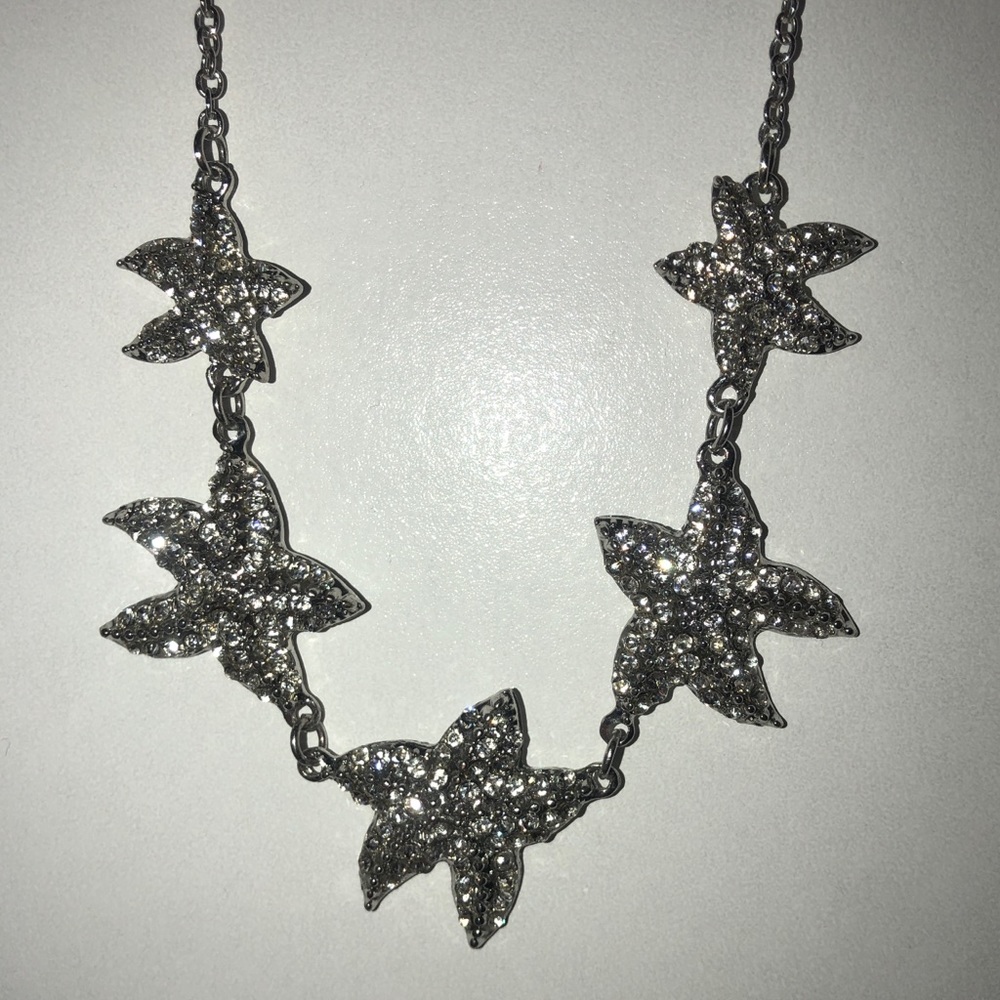 🌹✨ Starfish Necklace